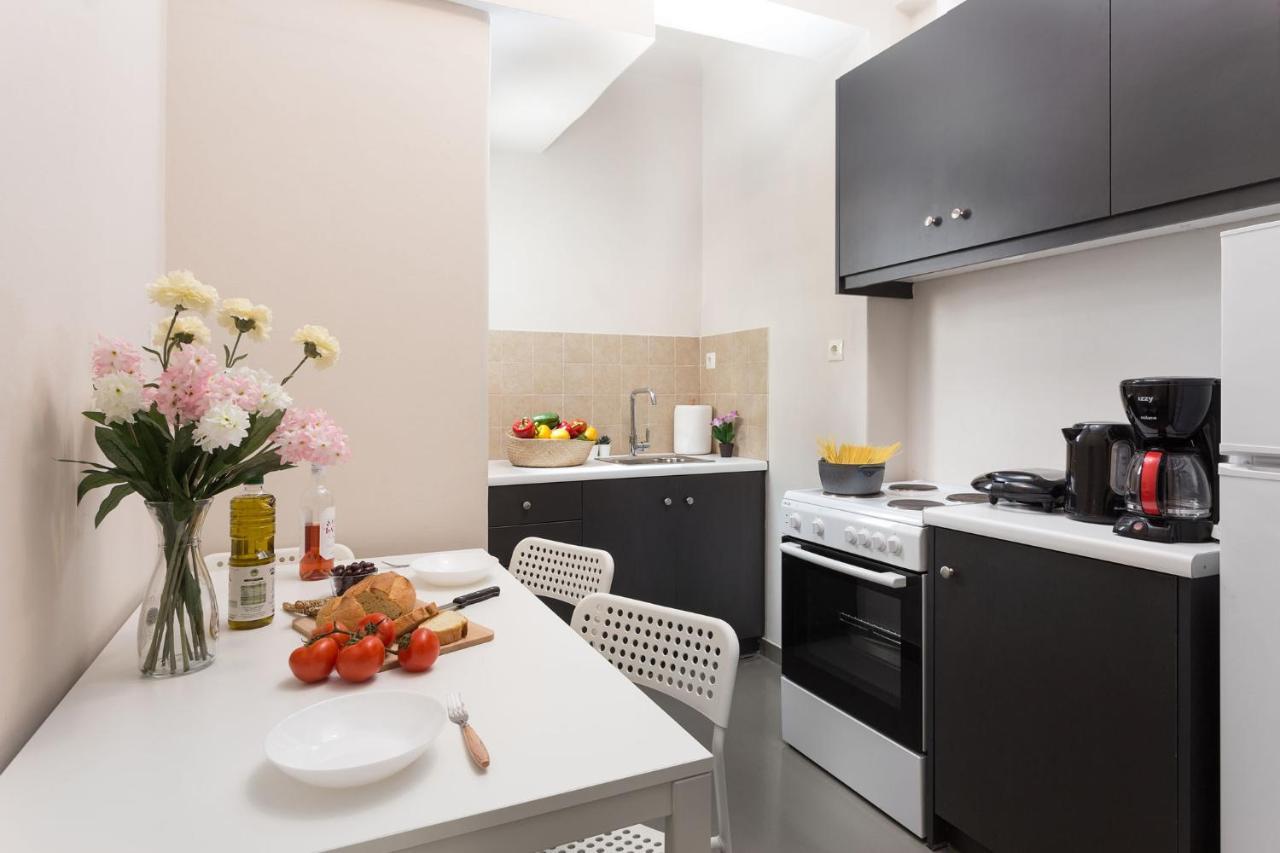 Homely Apartments By Athens Stay Esterno foto